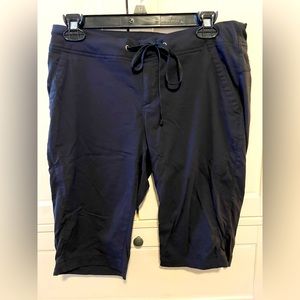 Woman’s Columbia Omni-Shield Shorts